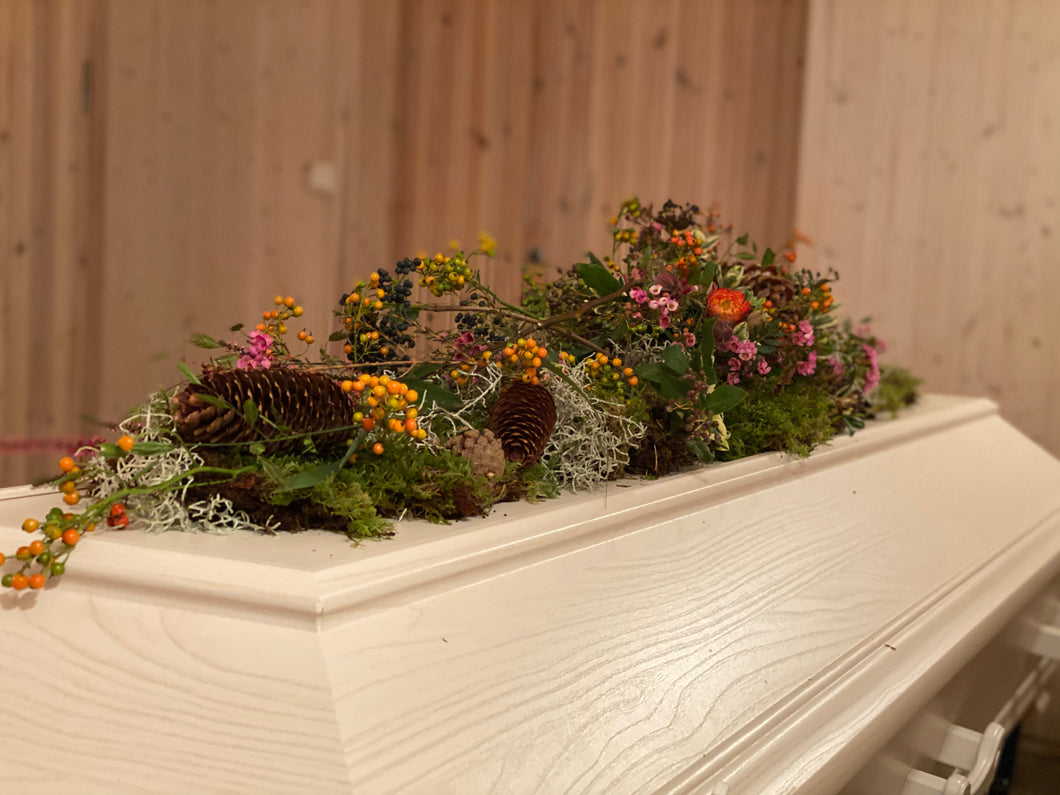 Naturinspirert kistedekorasjon